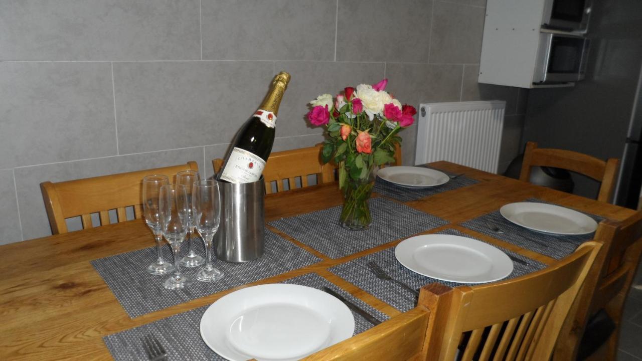 Bubblesbnb- Family 7 Bedroom House Londres