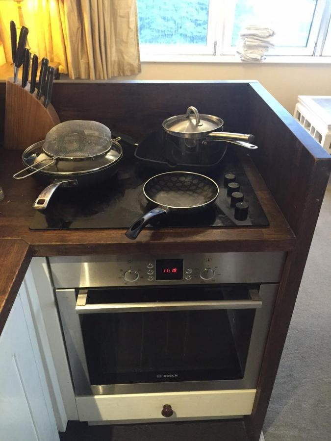 Lovely 2 Bedroom On The Corner Of Portobello Road * Londres