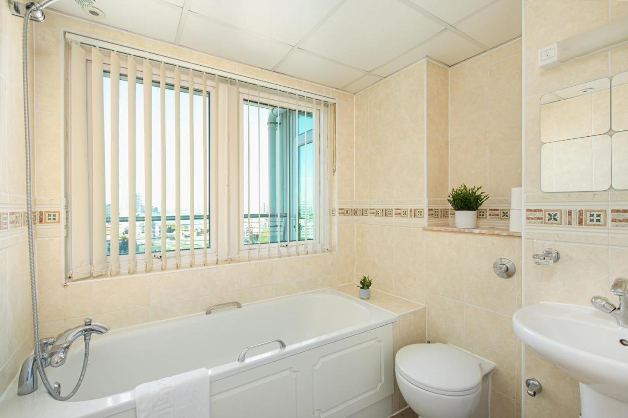 Apartamento Skyvillion - 3bed Penthouse Near Airport, O2 Arena, Excel Centre With Parking Londres