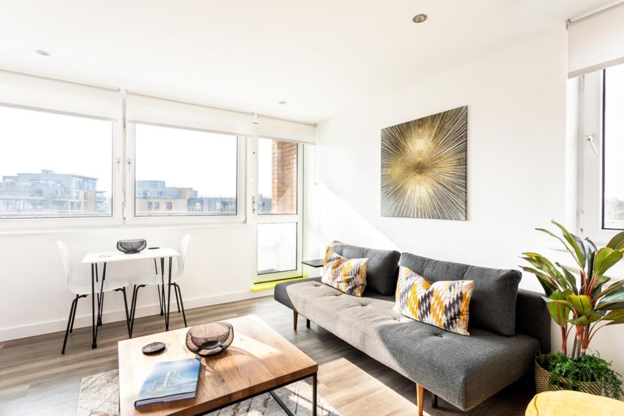 Bright Bridge Apartamento