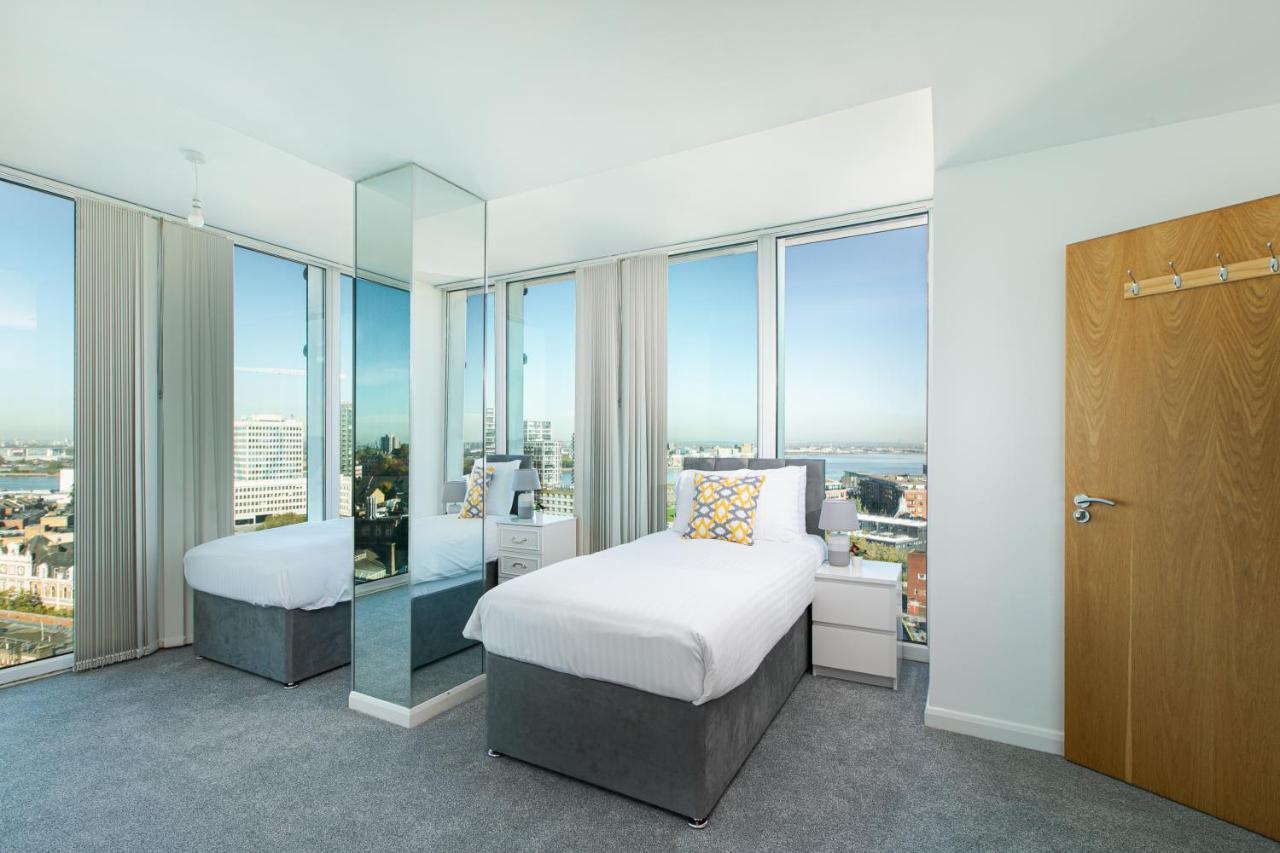 Apartamento Skyvillion - 3bed Penthouse Near Airport, O2 Arena, Excel Centre With Parking *