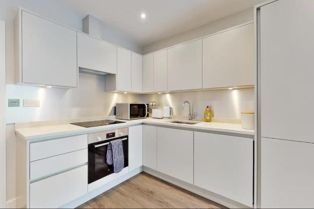 Amazing 2bed Flat 10min To Wimbledon Tennis Courts * Londen