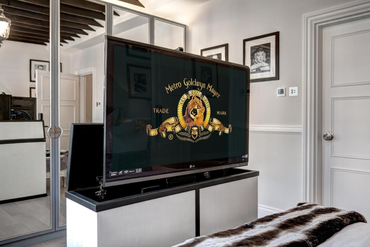 Deluxe Victoria House With Views Over The Historic Pimlico Conservation Area * Londres
