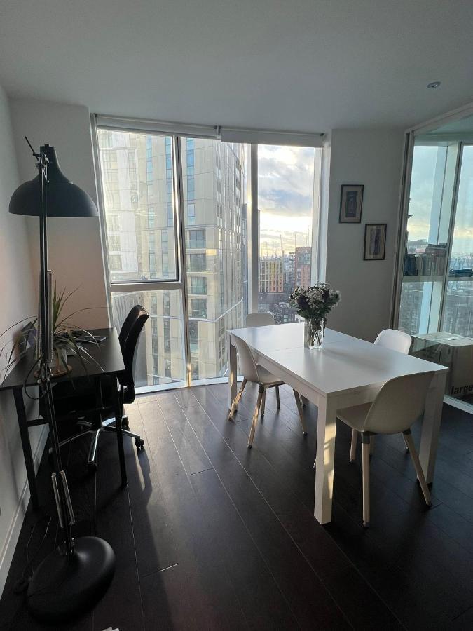 Luxury 2 Bed Flat Close To Victoria Station Appartement Londres