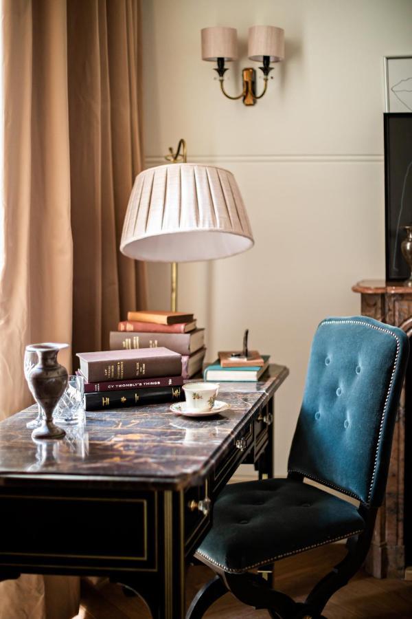 Nomad Hotel
