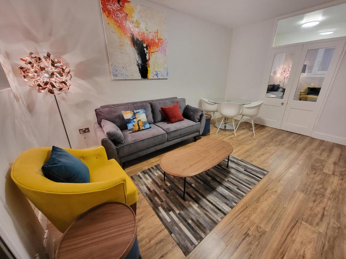 Garland Contemporary Apartamento