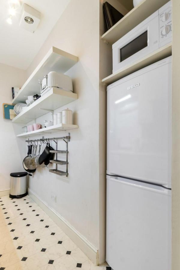 Elegant Earl's Court 2 Bedroom Flat Just 4 Minutes From Tube Appartement *