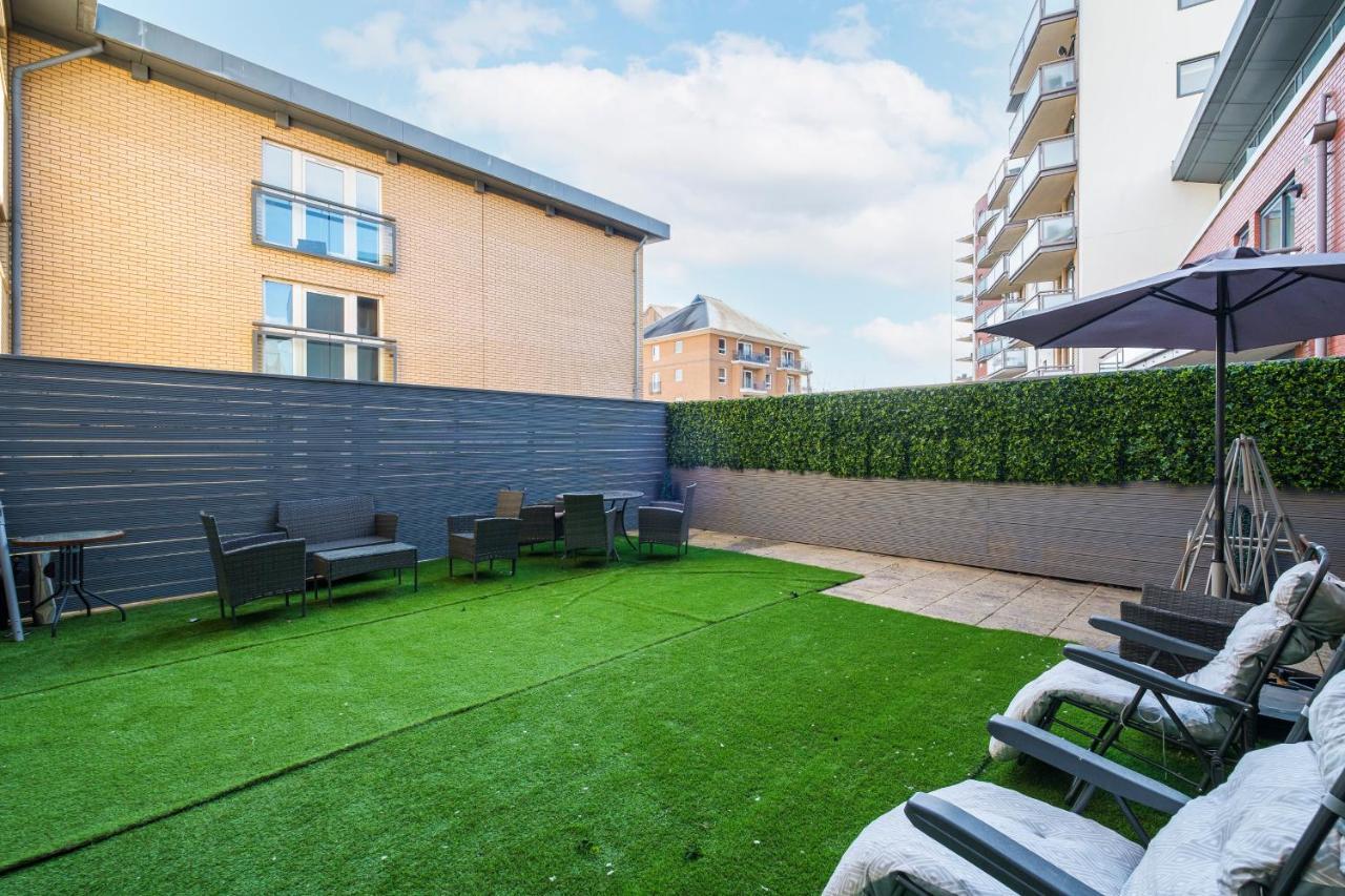 Canary Wharf/docklands/excel Spacious Apt E14
