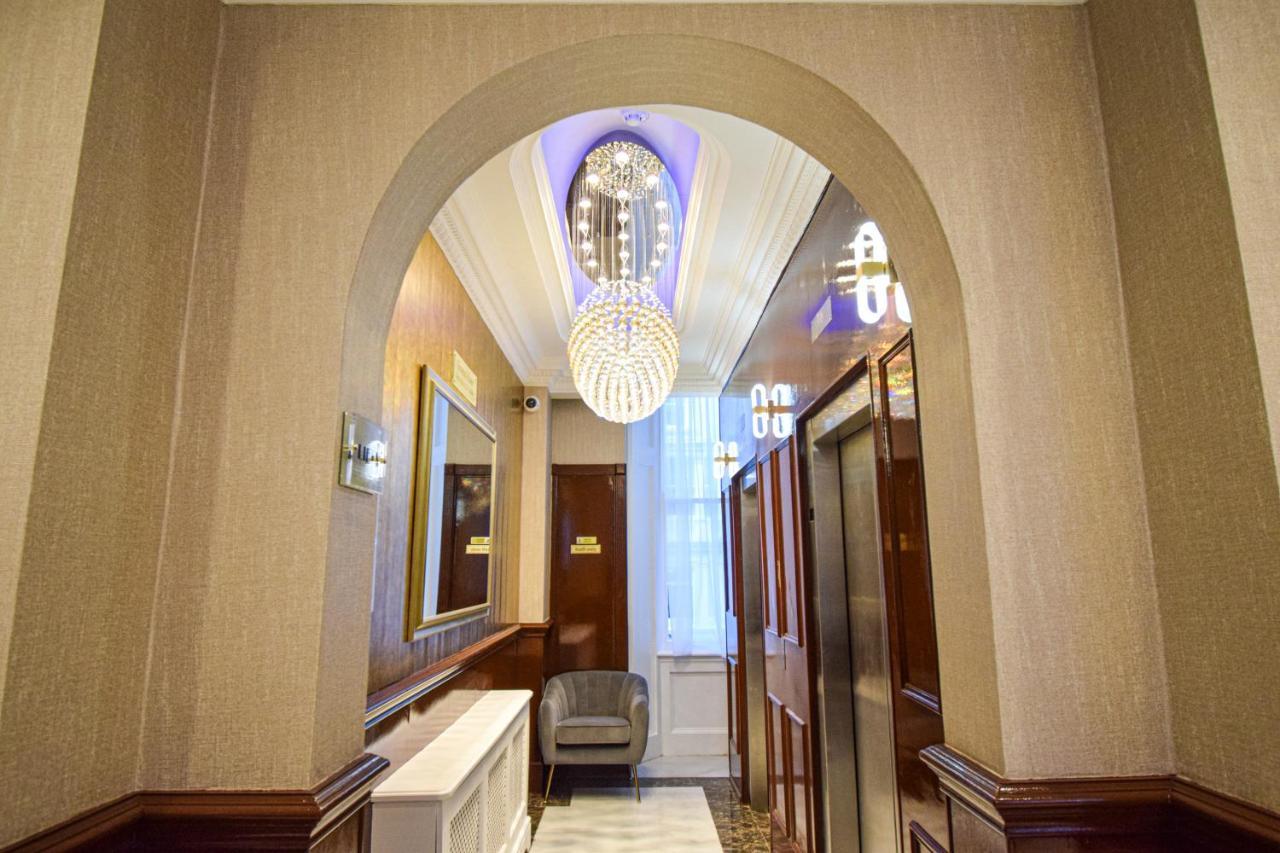 Pembridge Palace Hotel 3*