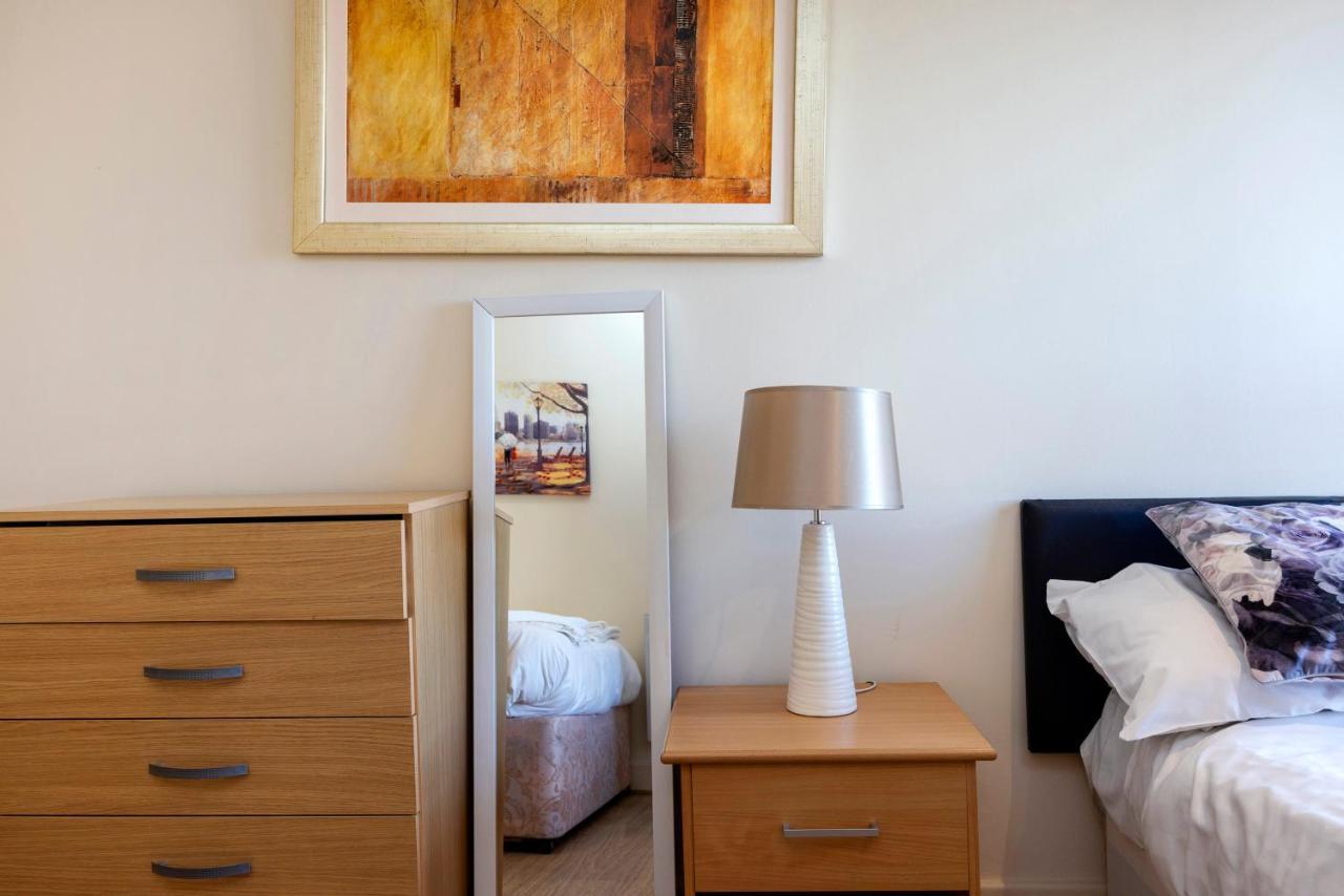 Apartamento Canary Wharf/docklands/excel Spacious Apt E14