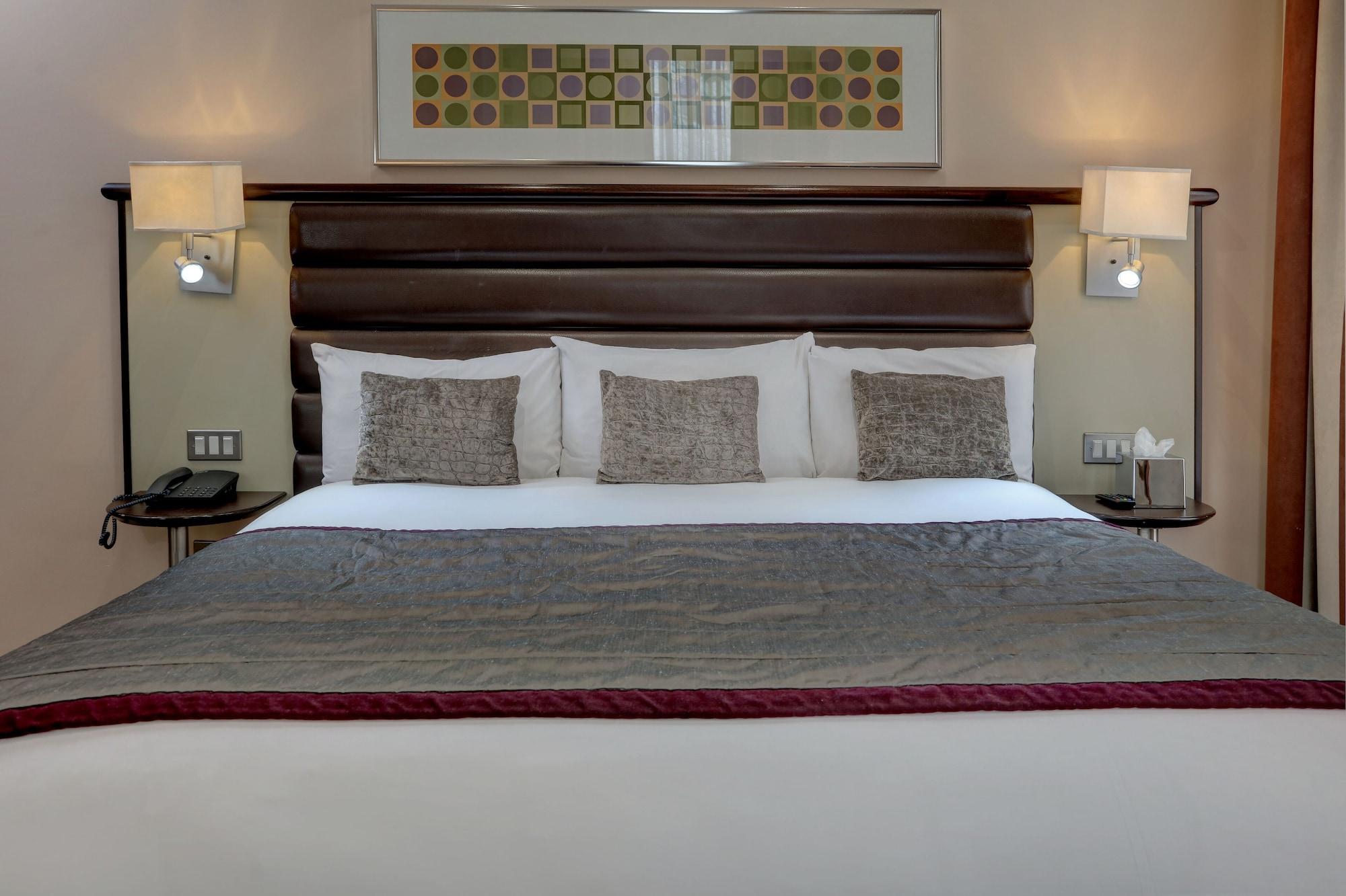 Corus Hyde Park Hotel