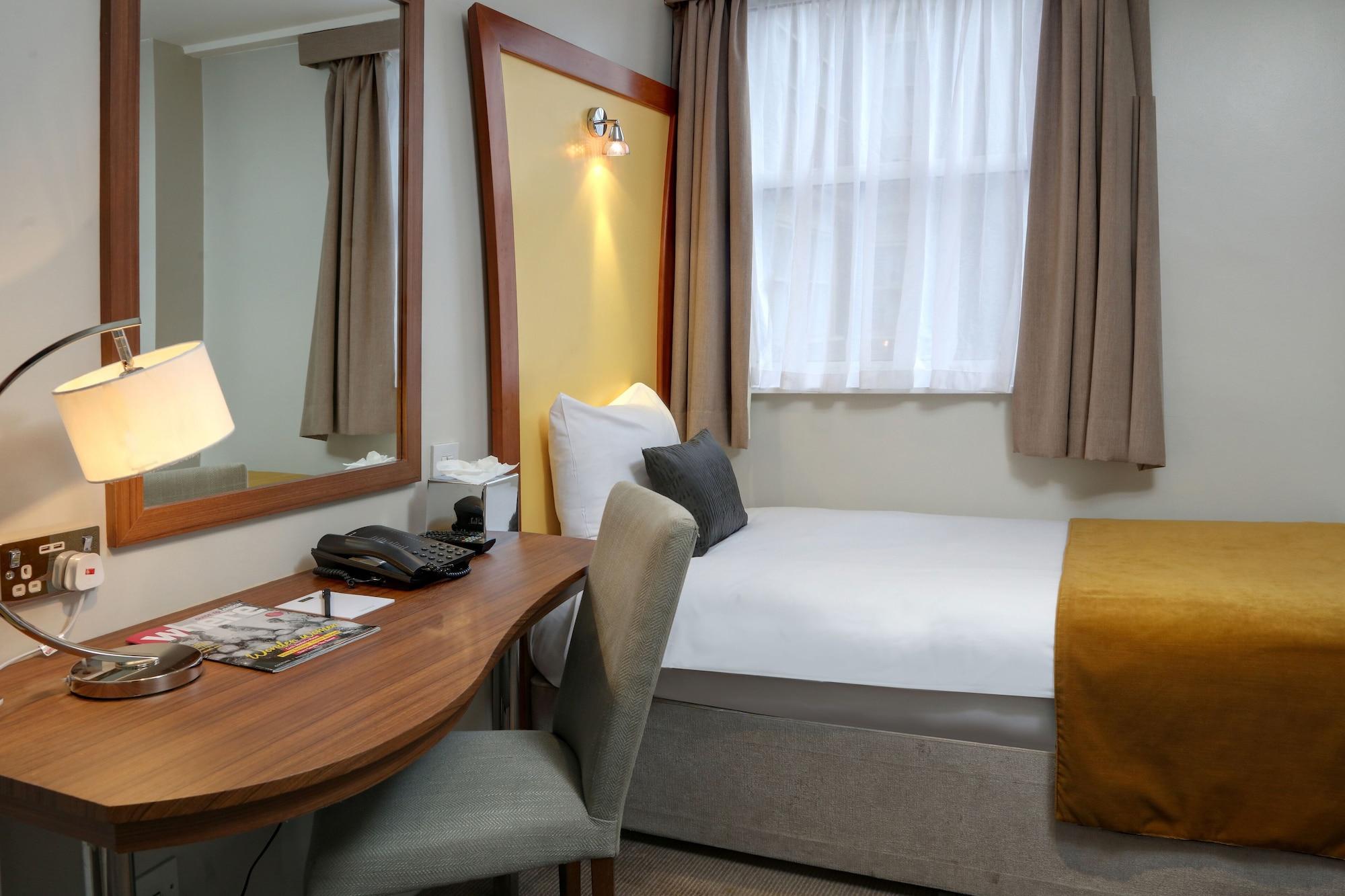 Corus Hyde Park 4*