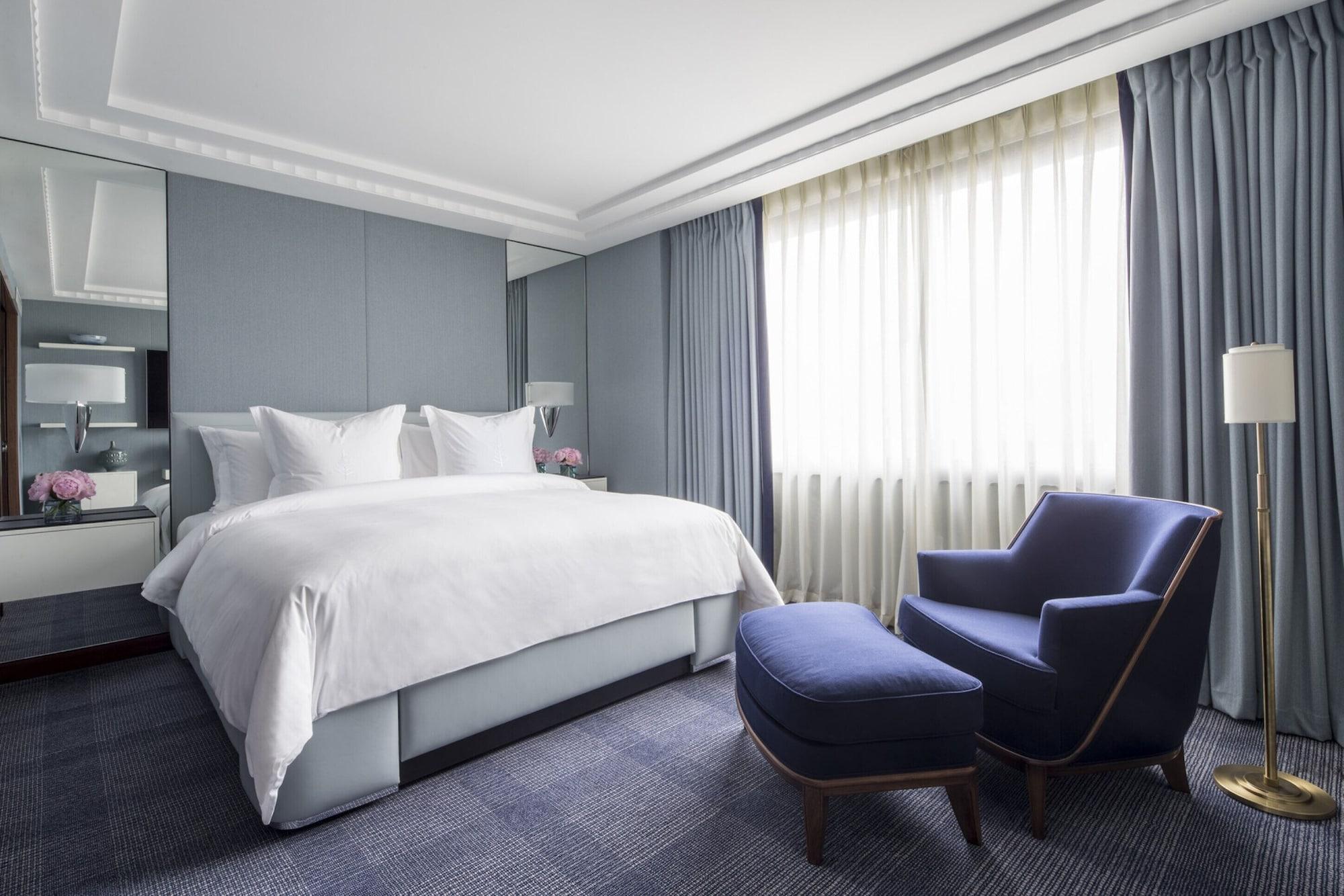 Four Seasons At Park Lane 5*