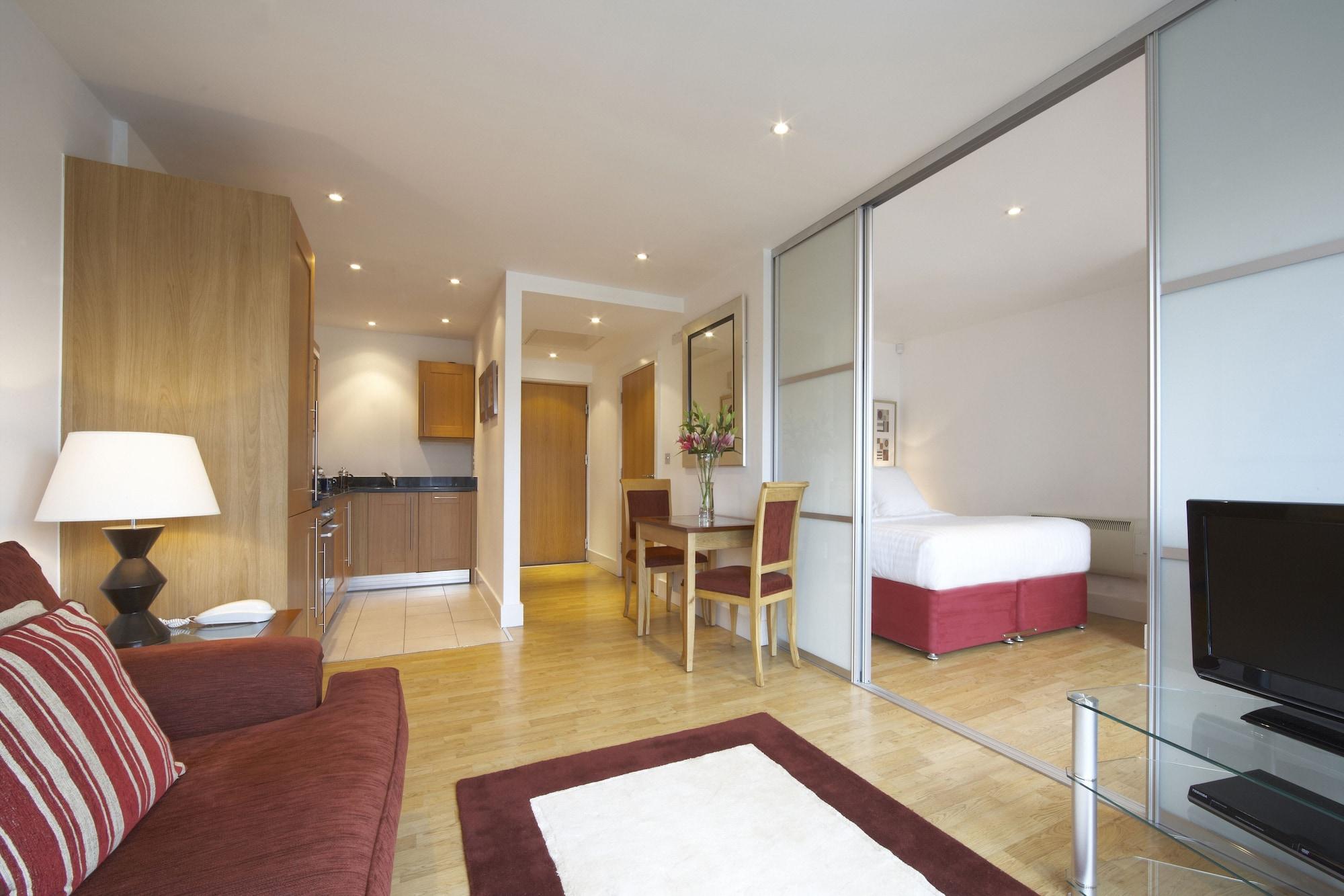 Marlin Stratford Apartahotel