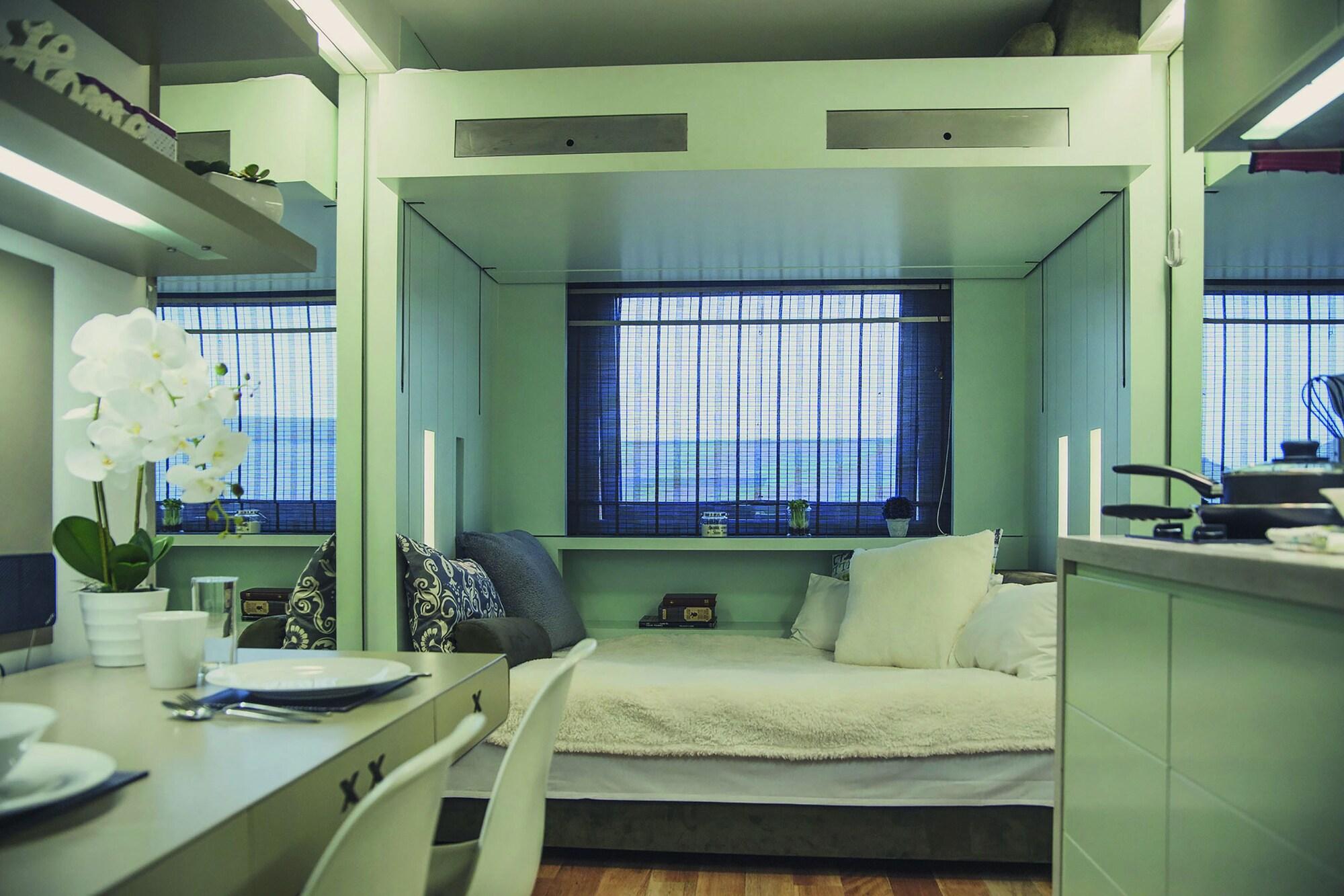 The Club @ Willesden Hostel Londen