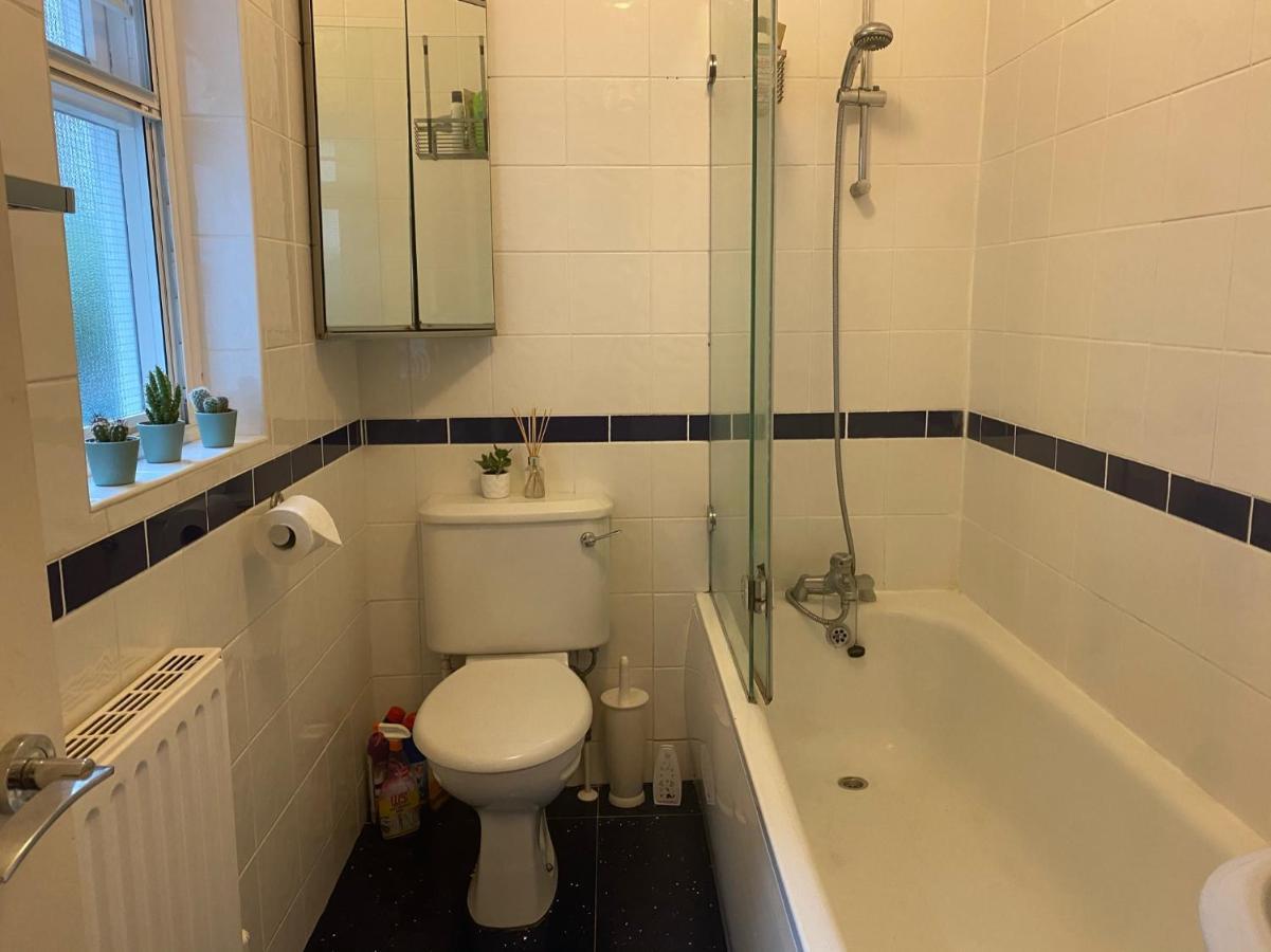 Spacious 2-bed Flat With Garden, 3 Minutes Walk From Oval Tube Station