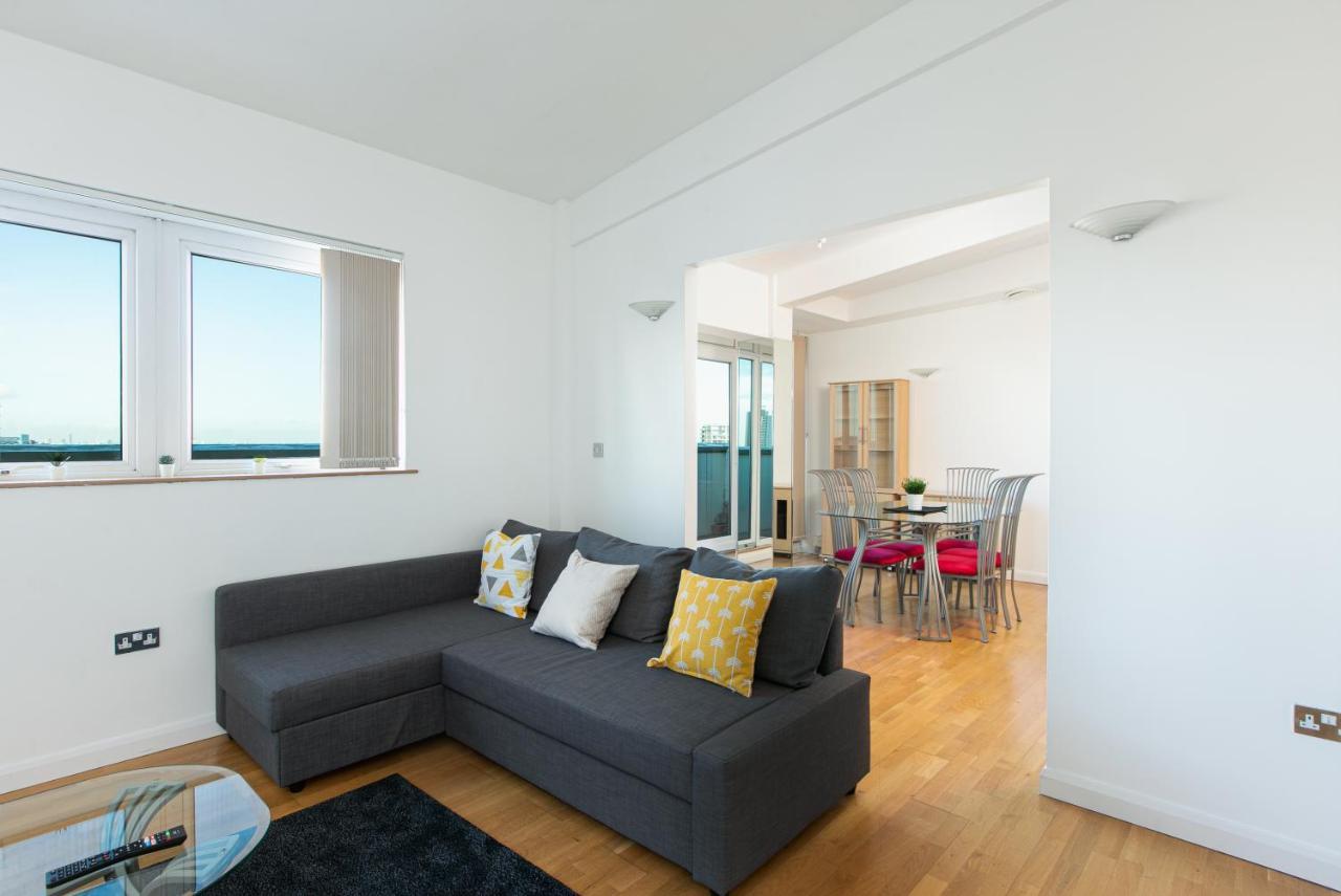 Apartamento Skyvillion - 3bed Penthouse Near Airport, O2 Arena, Excel Centre With Parking