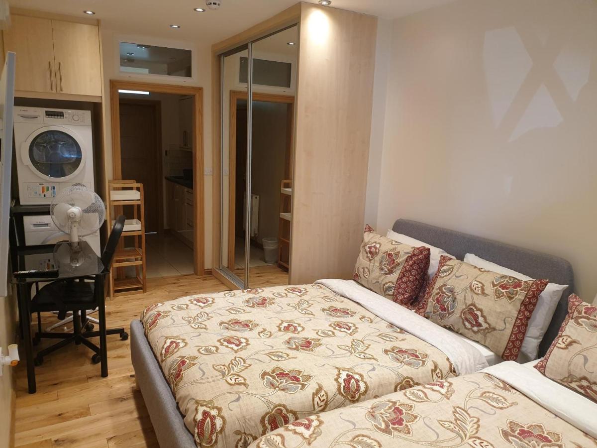 Apartamento Luxury 1min Walk From Underground, With Free Parking Free Wifi *