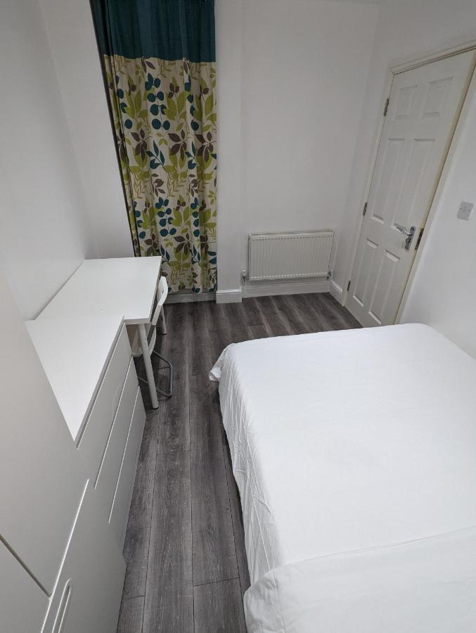 Gasthof Mile End- Prime Location London