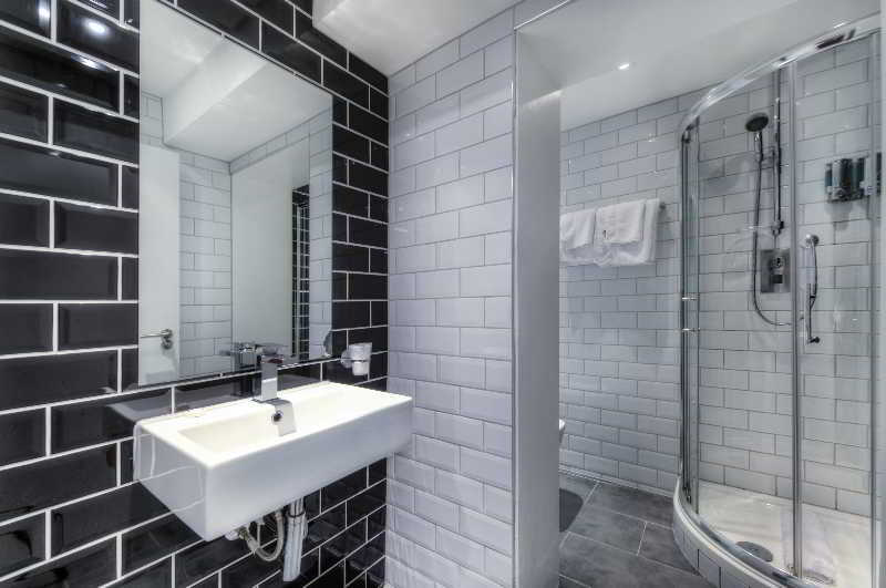 Avni Kensington Hotel