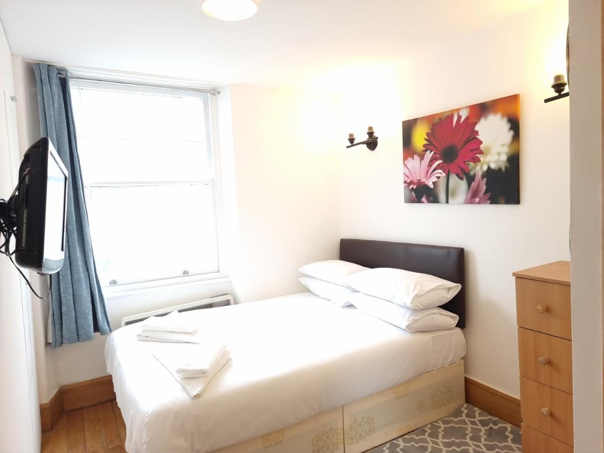 Apartment F302- 3rd Floor Studio Fits 2 Near Hyde Park *