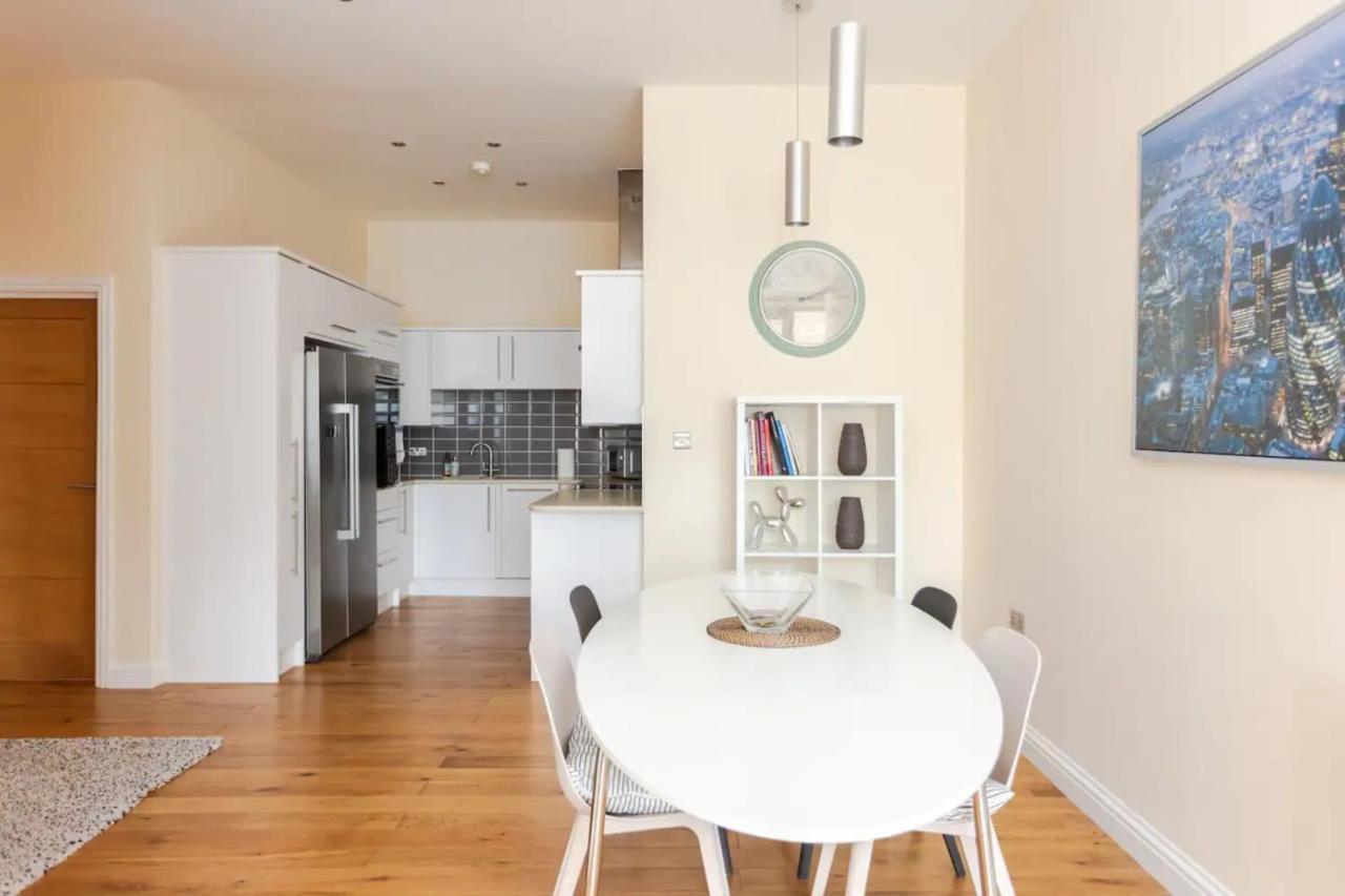 Stylish 2 Bedroom In Greenwich * Londres