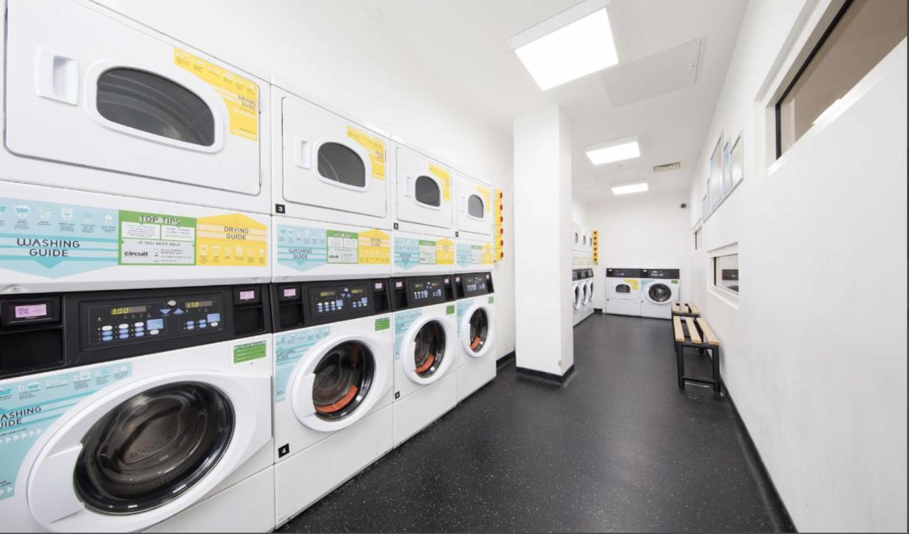 Vibrant Ensuite Rooms, LONDON - SK Maison d'hôtes