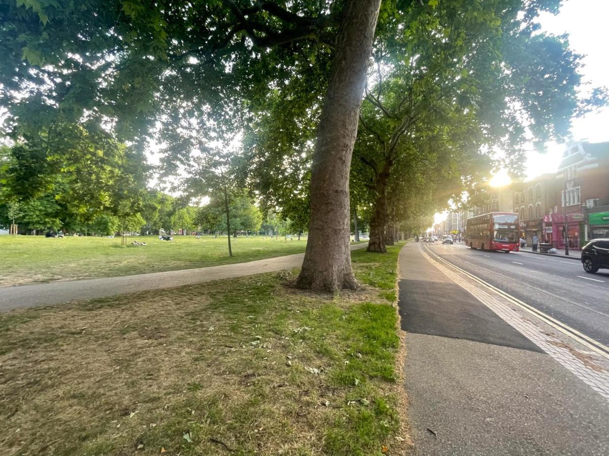 96 Uxbridge Road Apartamento Londres