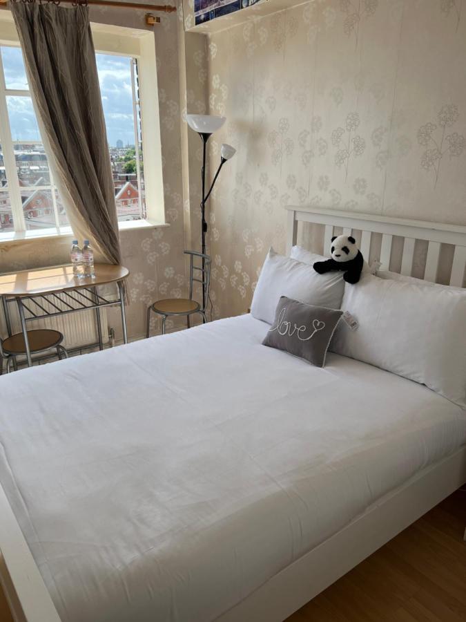 Super Located In South Ken At Chelsea Cloister Londres