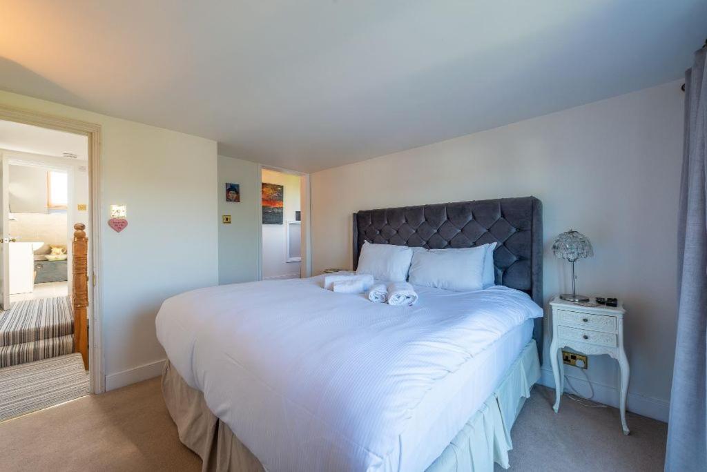 Pass The Keys Beautiful 3 Bedroom Family Hébergement de vacances *