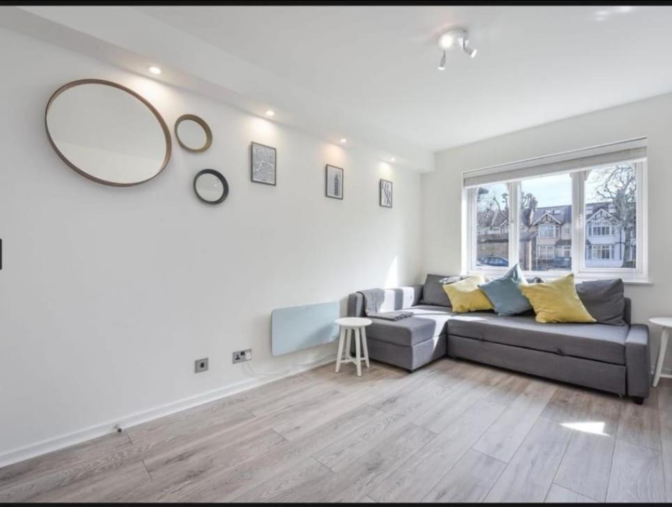 Elegant 1 Bed Flat In Tooting Londres