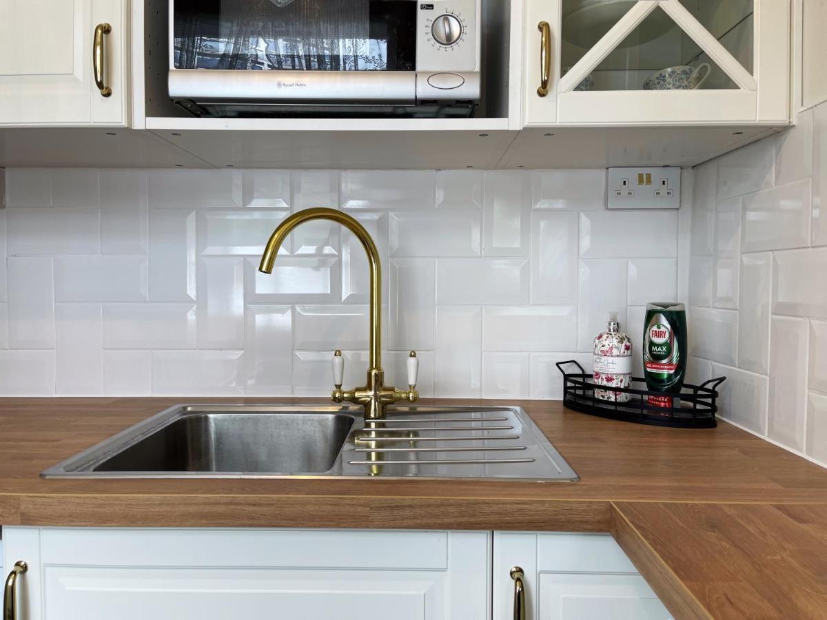 Apartamento Lisa's Place Near Kings Cross - 2 Double Beds, 1 Sofa Bed, Great Location, Ideal For Families Londres