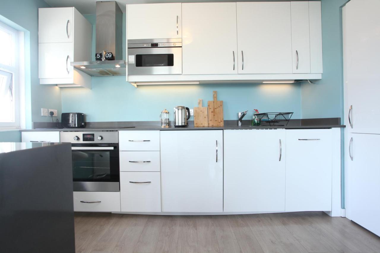 Lovely Two Bedroom In Old Street Appartement *