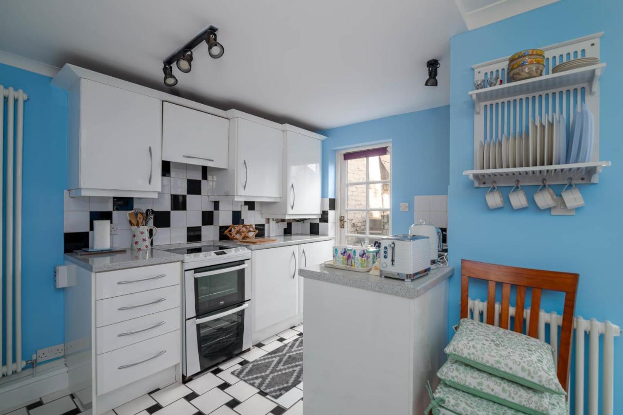 Apartment Fantastic 1 Bedroom With Private Patio London