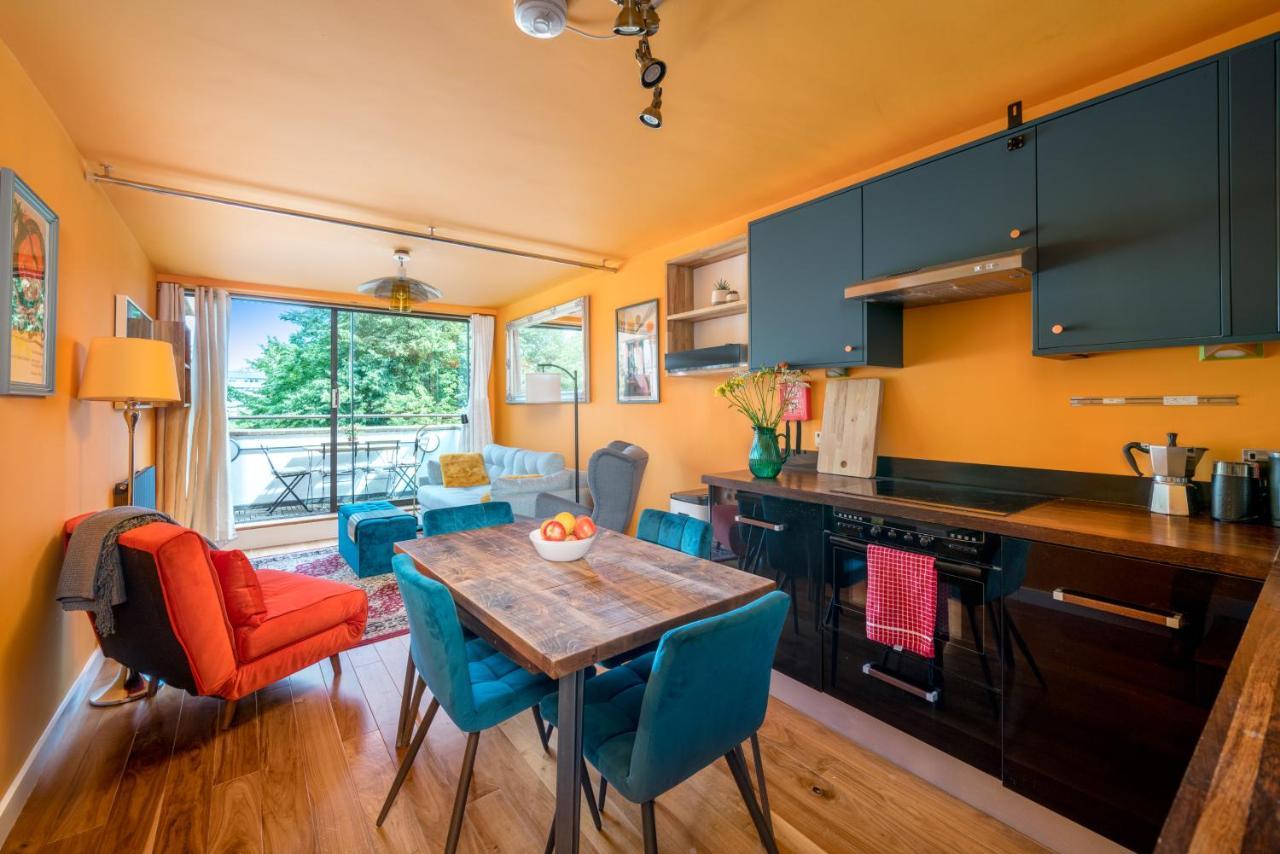 Apartment Altido 2-bed Flat W/ Thames View London