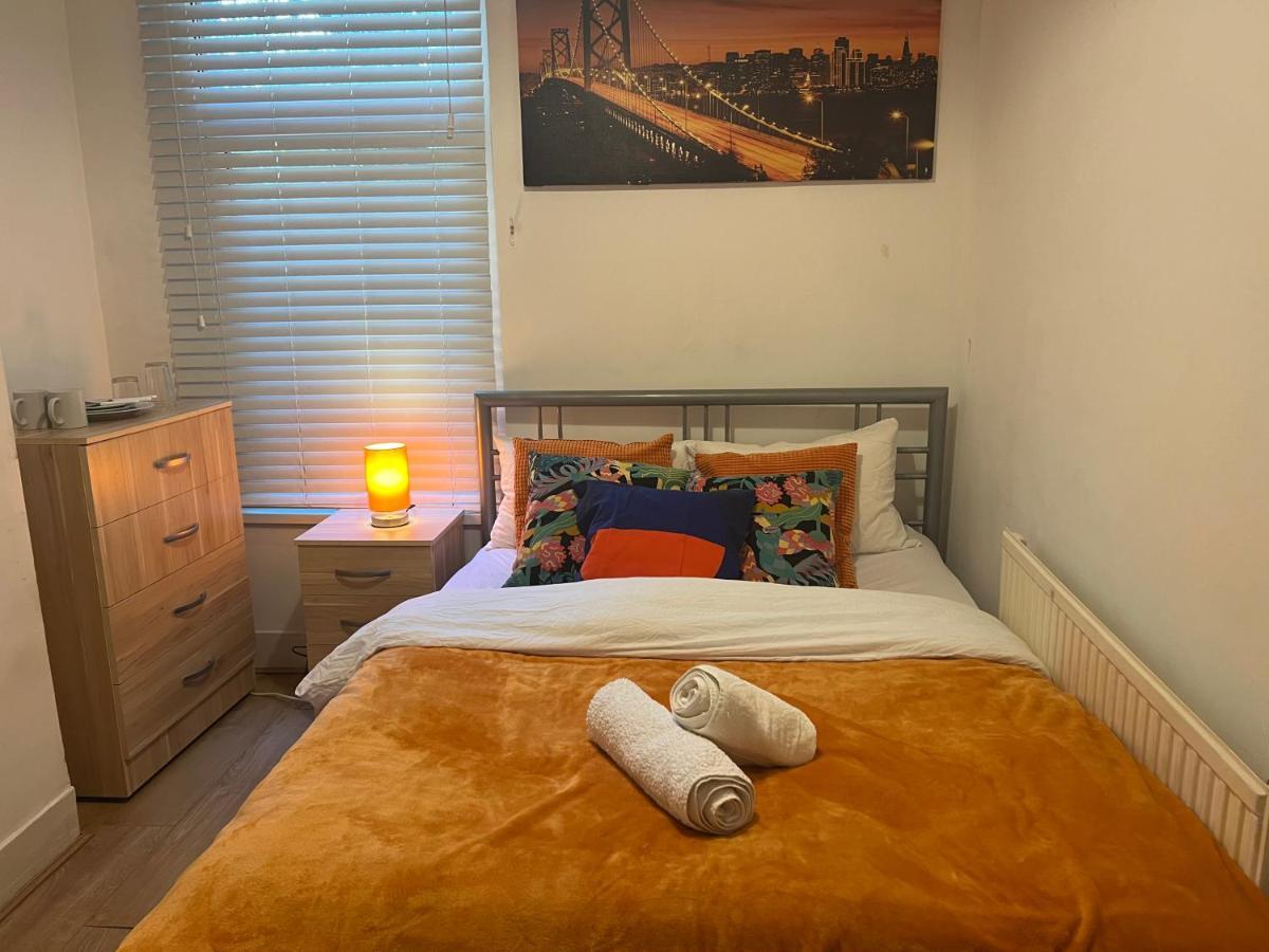 Stratford Cozy Double * London