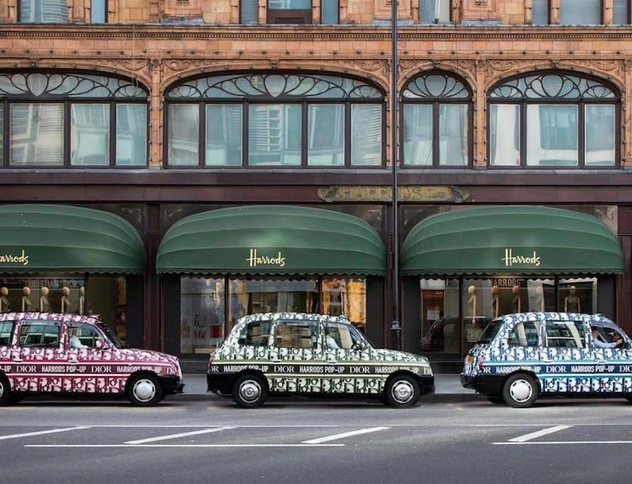 Sir Hans Opposite Harrods With Ac * Londres
