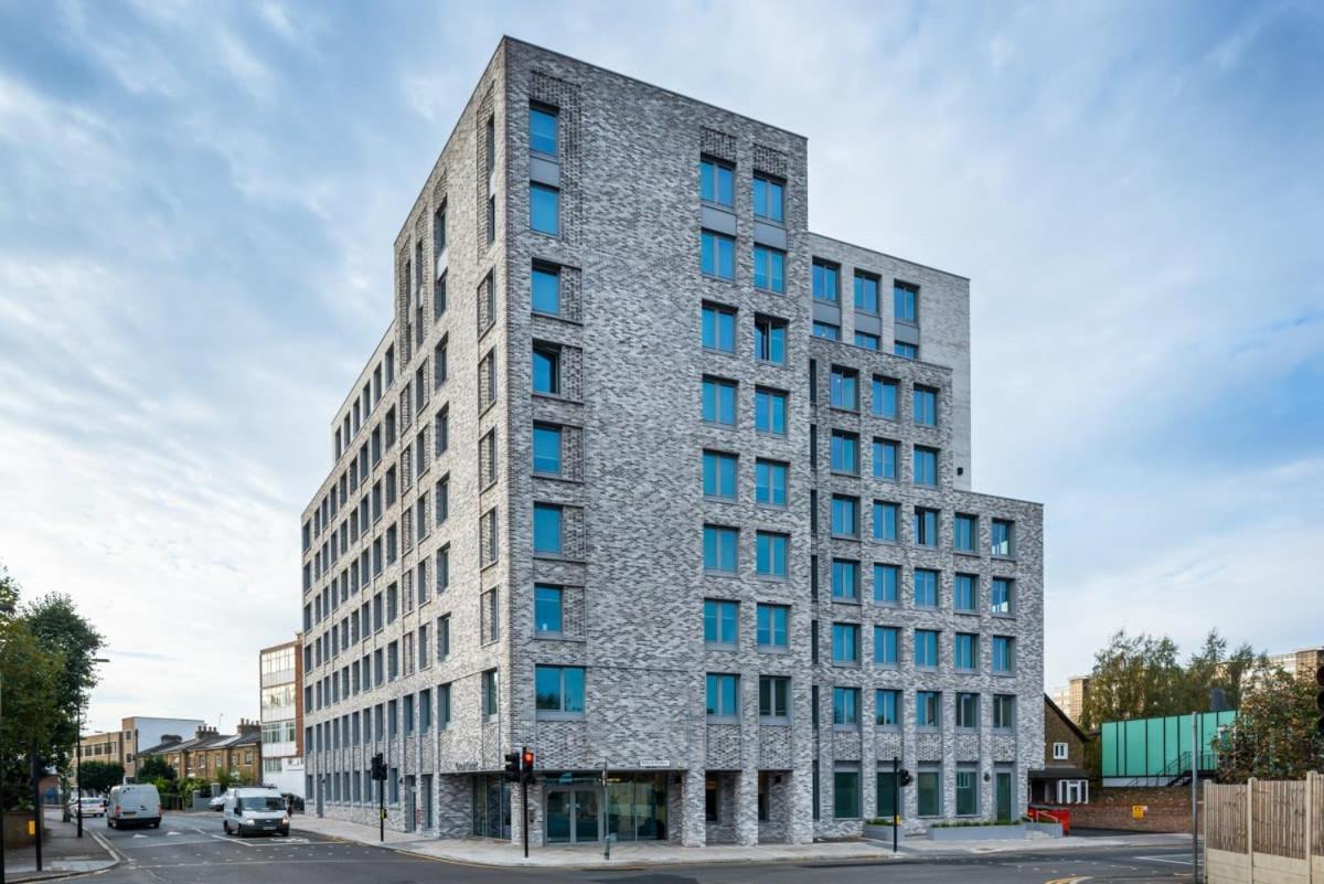 Apartment For Students Only Private Bedrooms With Shared Kitchen At Great Court In London