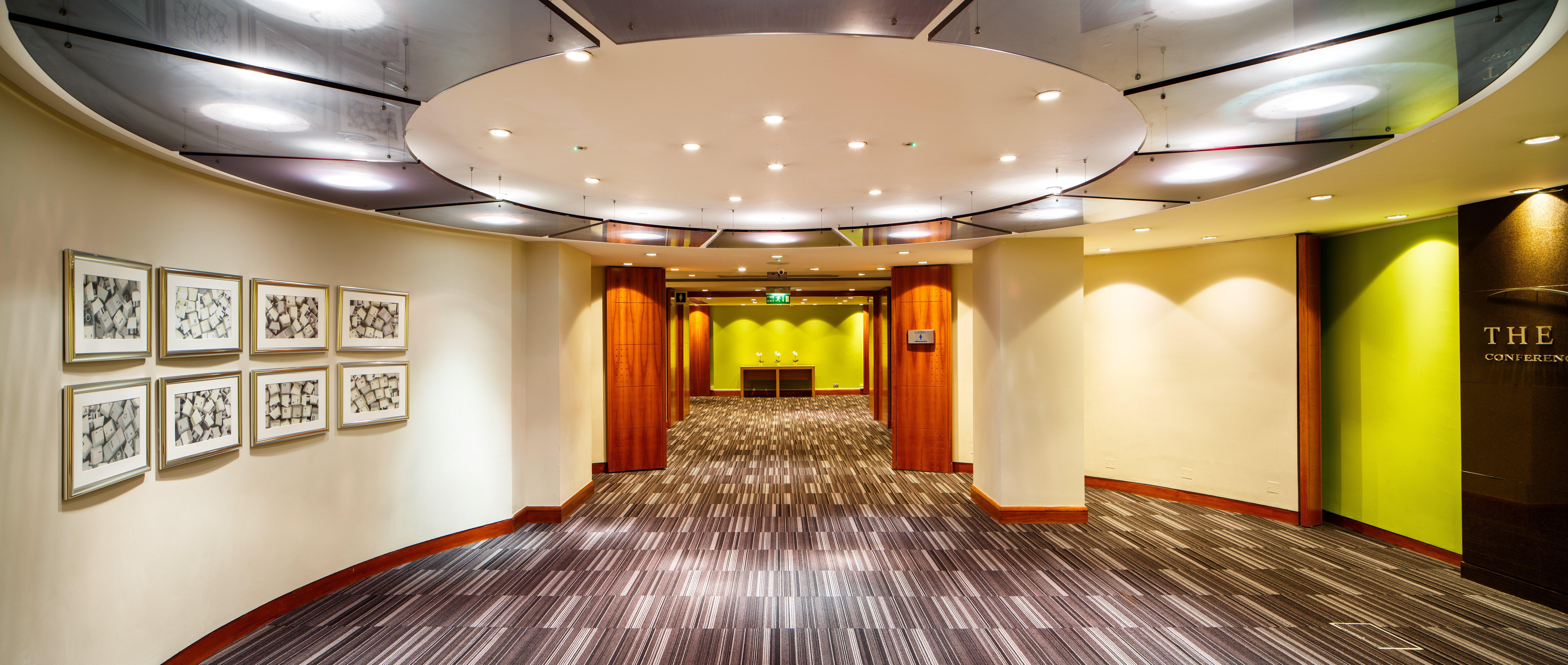 Holiday Bloomsbury By Ihg Hotel