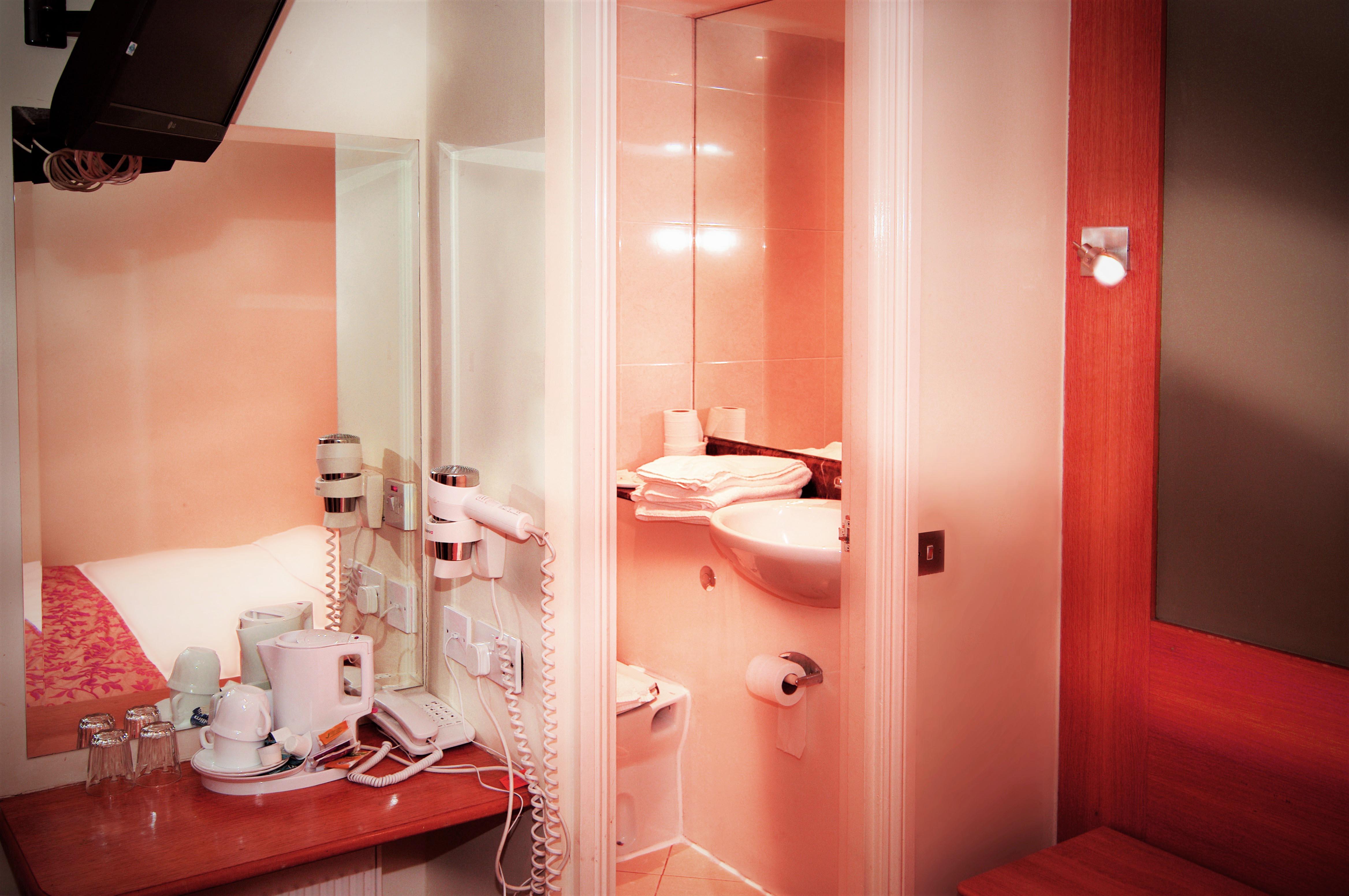 Hotel Westbury 3*