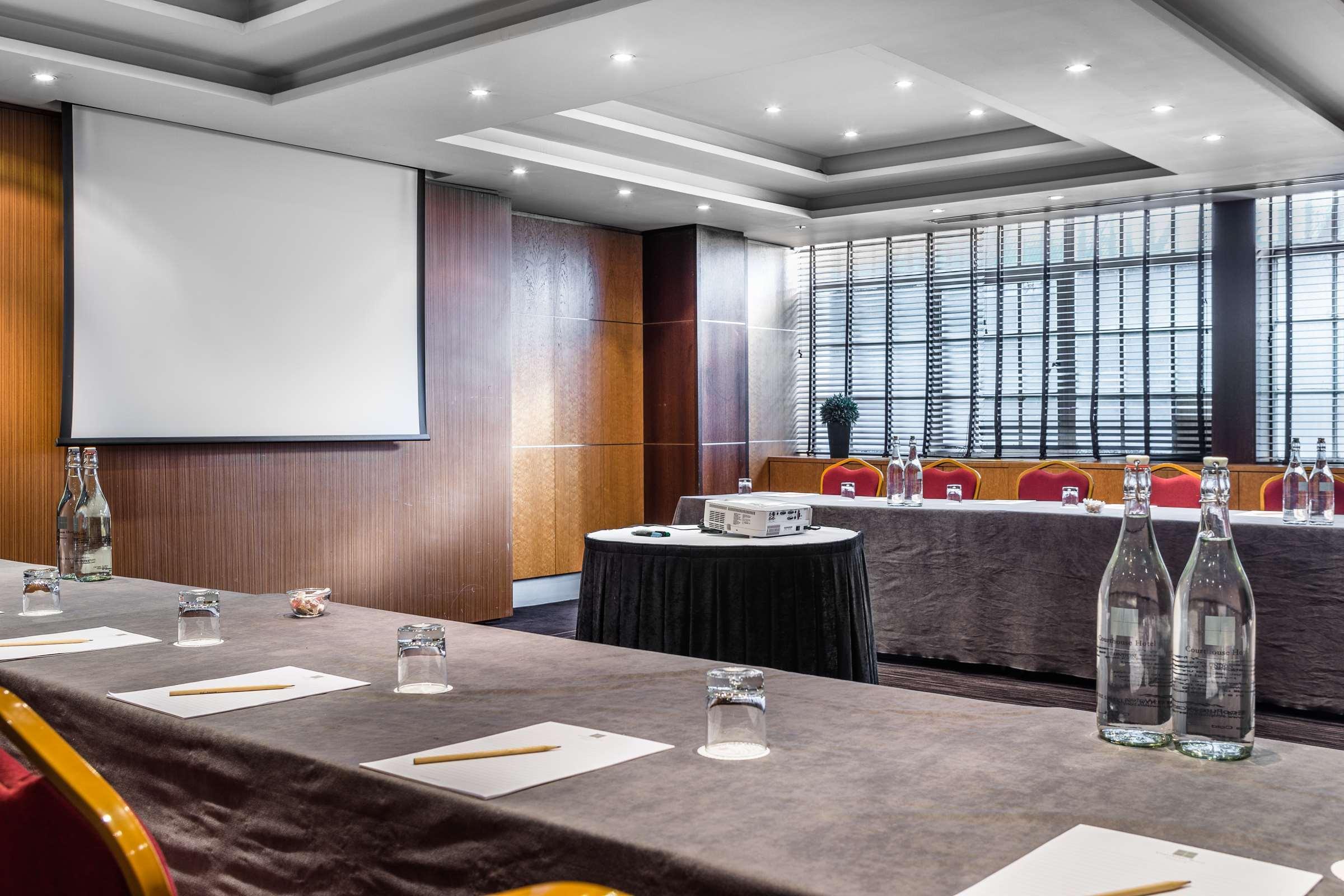 Courthouse 5* London