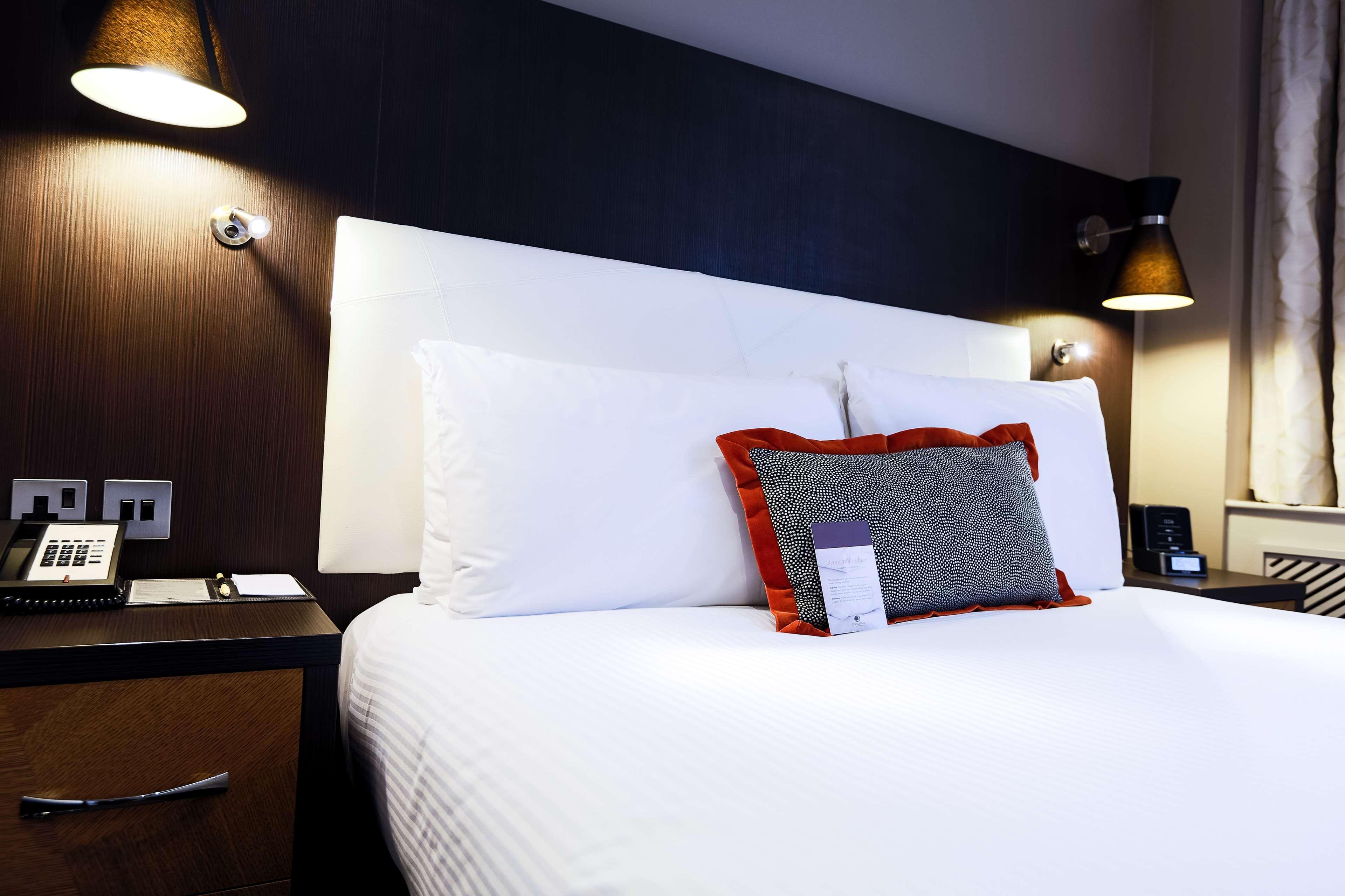 Doubletree By Hilton Ealing