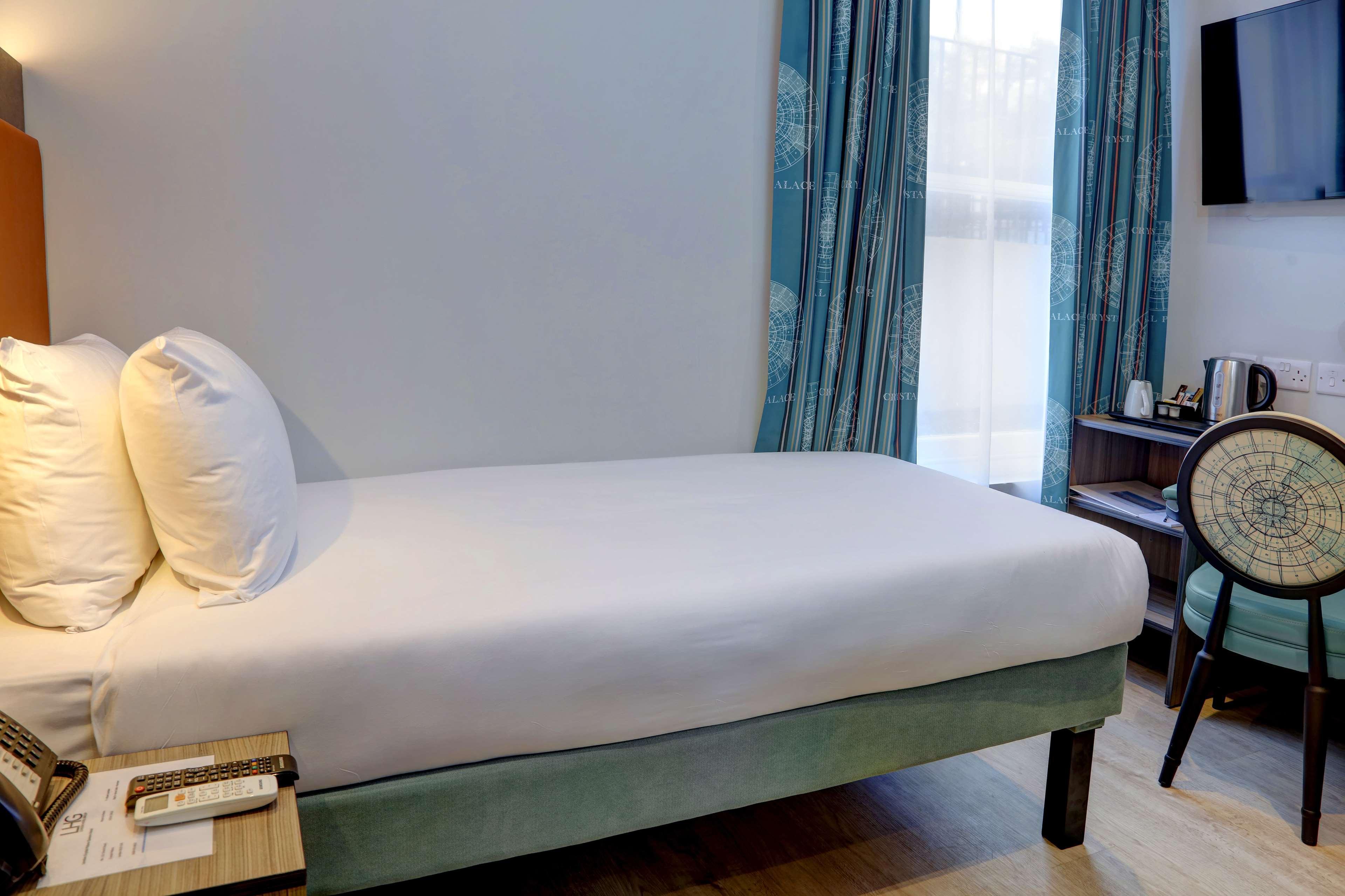 Hotel Western Queens Crystal Palace 3*