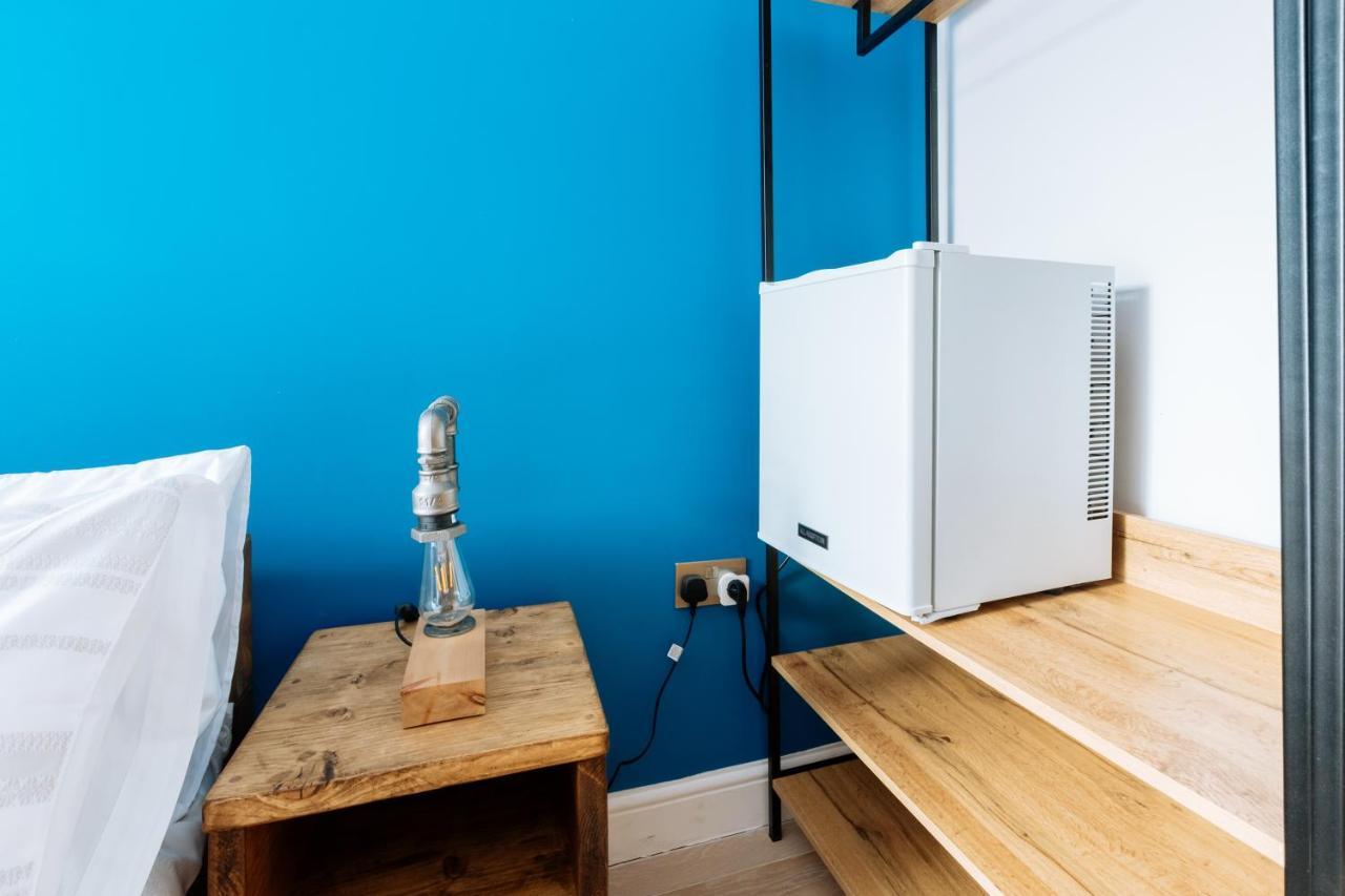 Luxury And Bright Bedrooms In Queens Park Londres