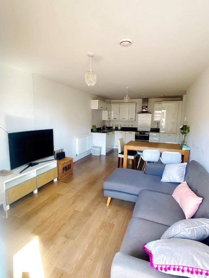 Stylish 2bed2bath Flat Roof Garden View