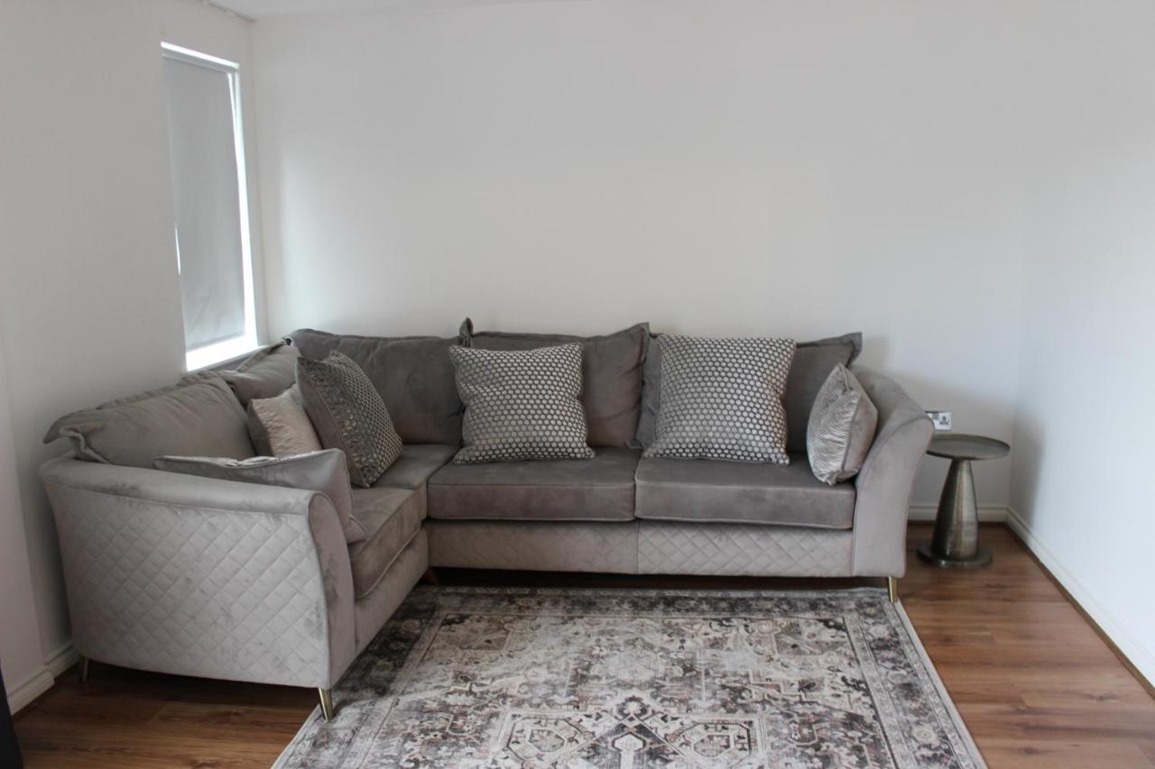 Apartamento Lovely 2-bedroom, 1 Bathroom Home, Sleeps 4 *