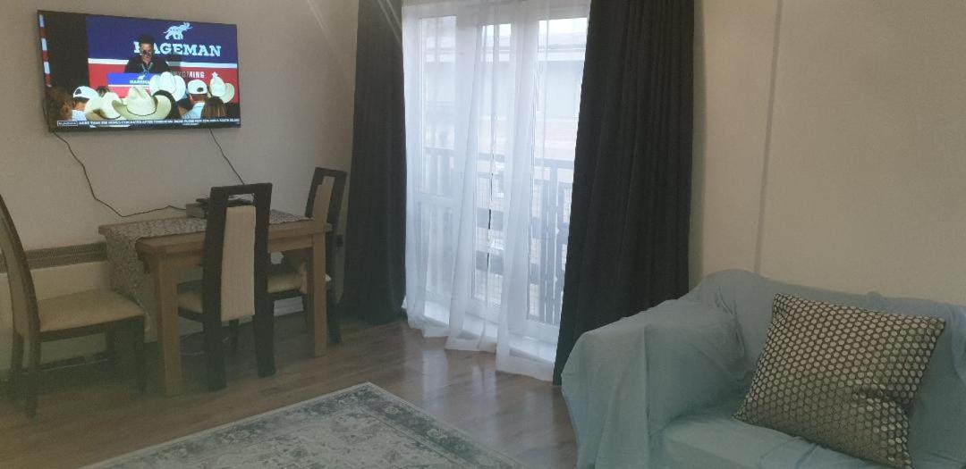 Lovely 2-bedroom, 1 Bathroom Home, Sleeps 4 * Londres