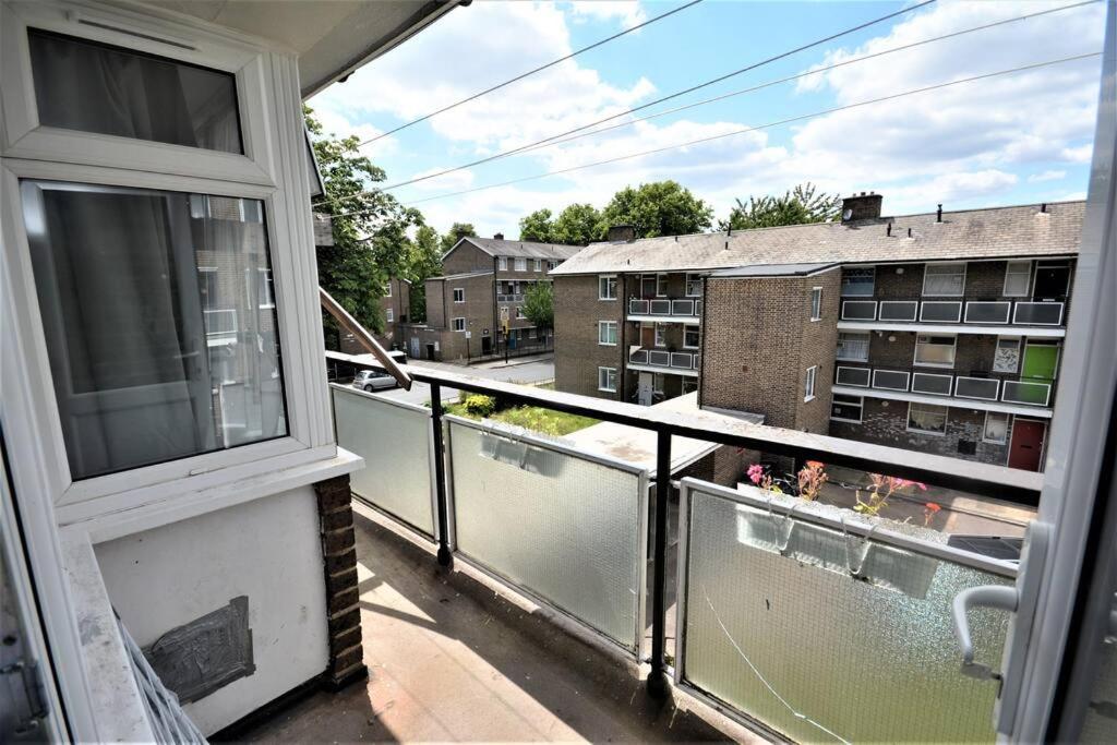 Lovely 2 Bedroom In Greater Apartamento Londres