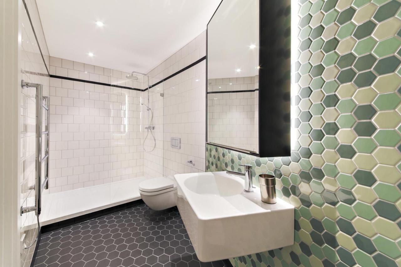 Amazing Flat In A New Modern Building * London