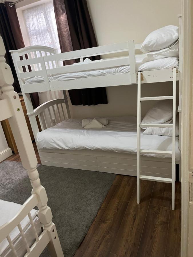 Bubblesbnb- Family 7 Bedroom House Сasa de vacaciones